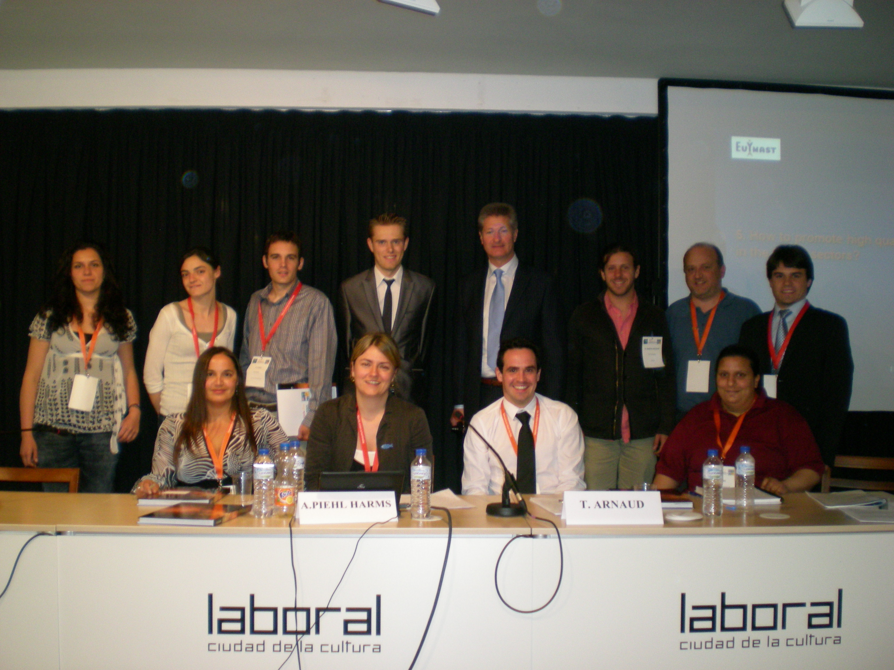 EuYmast_Group_Picture_at_EMD_21May10